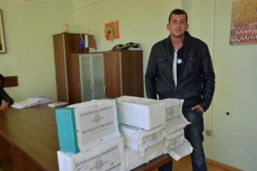 Благородна кауза обедини Симитли, събраха пари за пострадало семейство