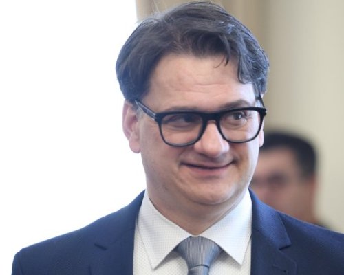 ПП поиска оставка на министърът на културата Мариан Бачев