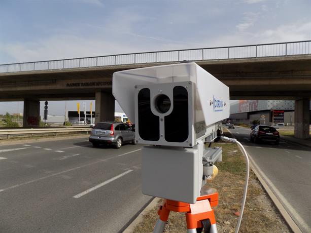 Ограничават трафика за подмяна на камери и осветление