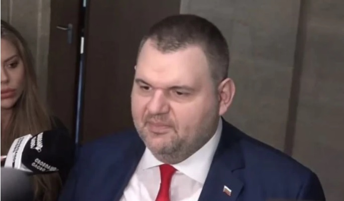 Пеевски: Няма да позволя България да бъде хвърлена в бездната