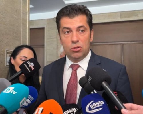 Кирил Петков: Призоваваме всички депутати да си дадат имунитетите