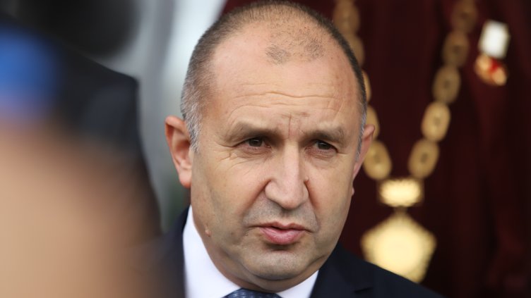 Радев: Хората, които се пишат за най-големи демократи, са срещу демокрацията