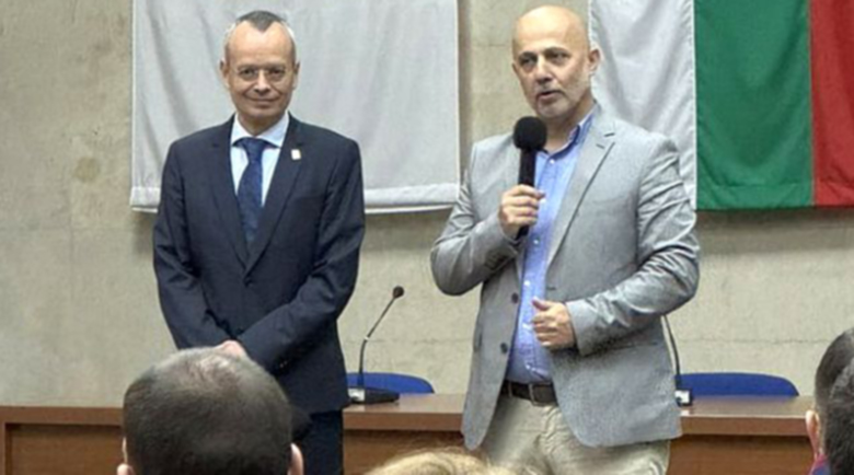 Водещи експерти и млади таланти размениха опит и идеи на Digital4Blagoevgrad Водещи експерти и млади таланти размениха опит и идеи на Digital4Blagoevgrad