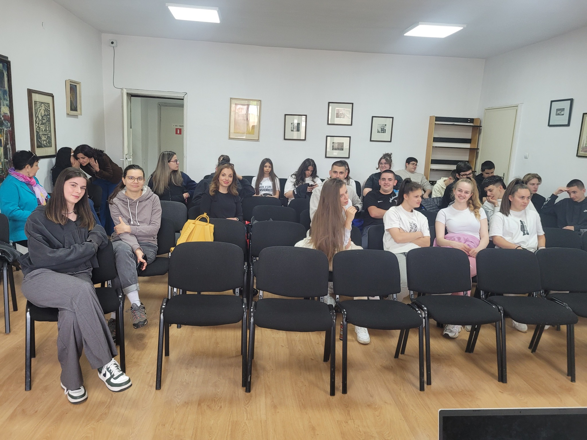 За младежите : Опознай света чрез доброволчество, вдъхновяваща среща с Маргарита Ангелова в Благоевград ( ВИДЕО)