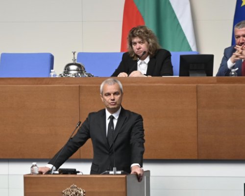 Управляващи и опозиция влязоха в спор за реферндума за еврото