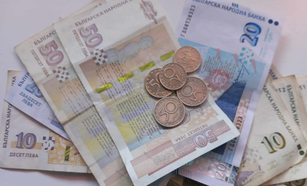От 1 юли повишават и социалната пенсия за старост От 1 юли повишават и социалната пенсия за старост