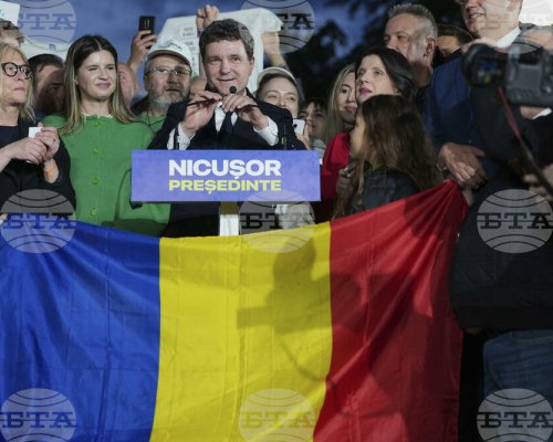 Проевропейски кандидат спечели ключови президентски избори в Румъния