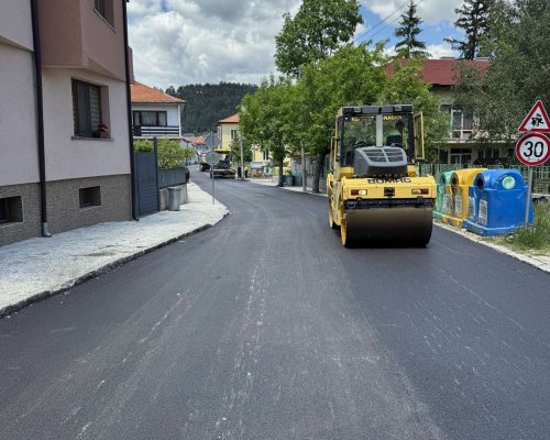 Приключиха дейностите по подмяна на водопровода и асфалтирането на улица Поп Богомил в Разлог