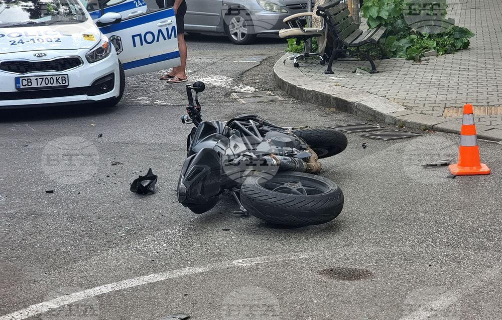 МВР: Мотоциклетист е загинал при катастрофа с лек автомобил в София МВР: Мотоциклетист е загинал при катастрофа с лек автомобил в София