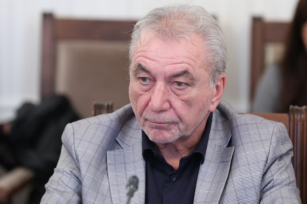 Депутатите избраха Росен Карадимов за председател на КЗК Депутатите избраха Росен Карадимов за председател на КЗК