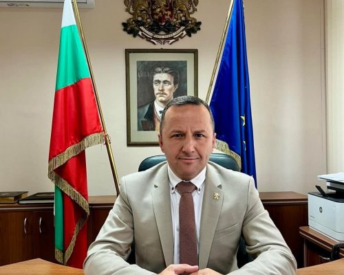 Областният управител на Благоевград Георги Динев: Поздравявам Ви по случай Деня на светите братя Кирил и Методий, на българската азбука, просвета и култура и на славянската книжовност!