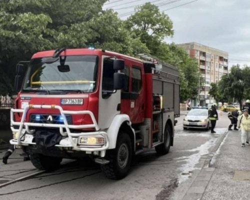 Взрив край училище във Враца, има ранен