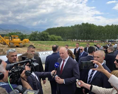 Желязков и Станков инспектираха Вертикалния газов коридор край с. Микрево