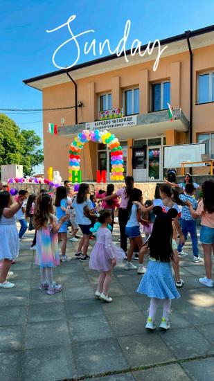 Стотици деца се веселиха на 1ви юни в Крупник