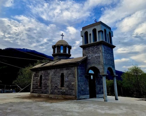 Празничен водосвет по случай храмовия празник в махала Полена, Кресна