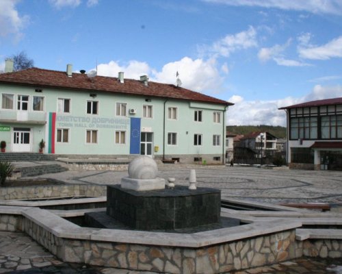 Проект предвижда реконструкция на три улици в Добринище