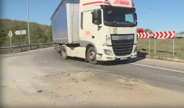 Ограничават автомобилния трафик и скоростта на АМ Струма