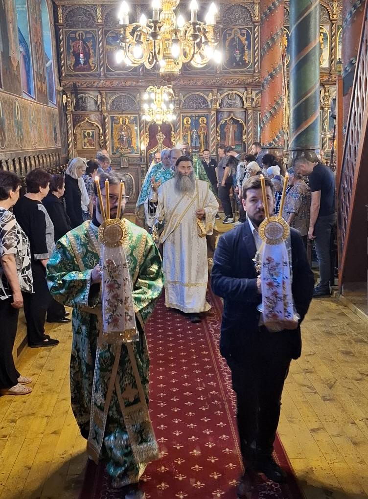 Банско празнува храмовия празник Петдесетница Банско празнува храмовия празник Петдесетница