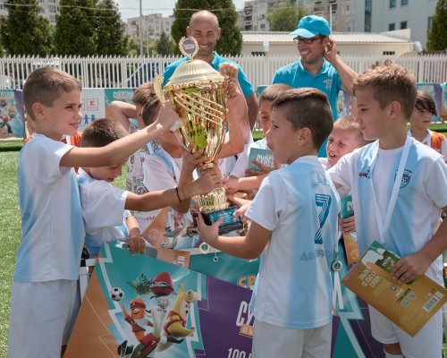 В Перник се проведе благотворителен футболен турнир в подкрепа на петгодишно дете