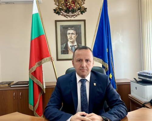Изнесени приемни на областния управител Георги Динев