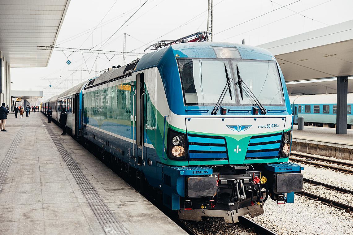 БДЖ: Билетите за сезонните влакове от София до Бургас и Варна са в продажба