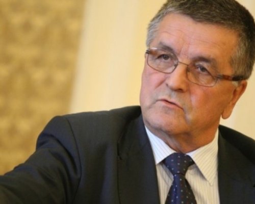 Почина Алиосман Имамов-дългогодишен народен представител и заместник-председател на Народното събрание