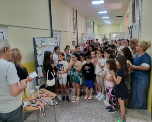 Ученици от СУ в Крупник с нови успехи