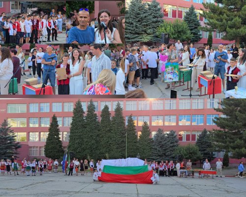 Четвъртокласниците от 6 СУ Иван Вазов Благоевград завършиха тържествено с почит към патрона си (ВИДЕО)