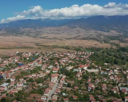 Стотици се събират на традиционен панаир в санданското село Склаве