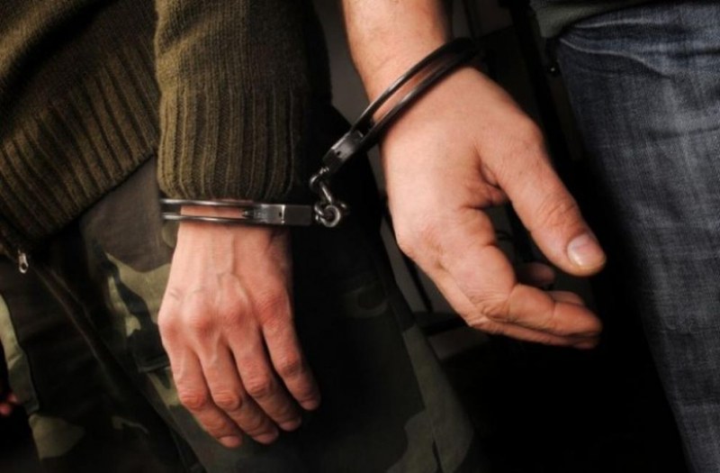 Полицаи от СДВР разкриха отвличане на непълнолетно момче-задържани са трима чуждестранни граждани на 22, 24 и 25 години Полицаи от СДВР разкриха отвличане на непълнолетно момче-задържани са трима чуждестранни граждани на 22, 24 и 25 години