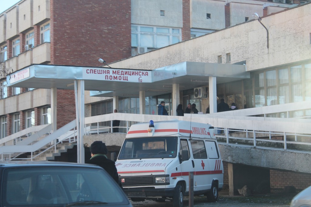Югозападна болница в Петрич излиза в отпуск от 1 до 15 август Югозападна болница в Петрич излиза в отпуск от 1 до 15 август