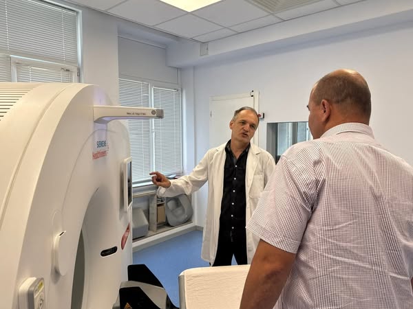 Болницата в Кюстендил с нов апарат за точна диагностика на костната плътност