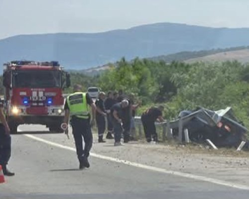 Зрелищна катастрофа на АМ Струма край Бобошево