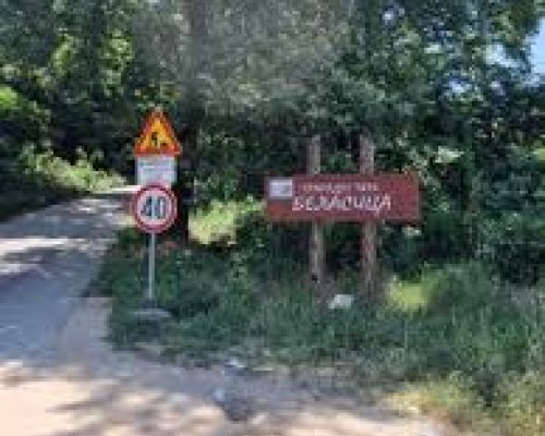 Община Петрич започна изграждането на нови подпорни стени край хижа Беласица