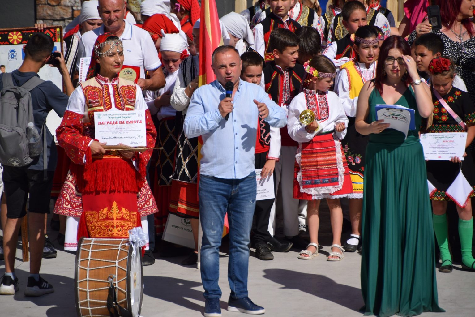 Сандански отново се превърна в сцена на българските традиции, ритми и багри