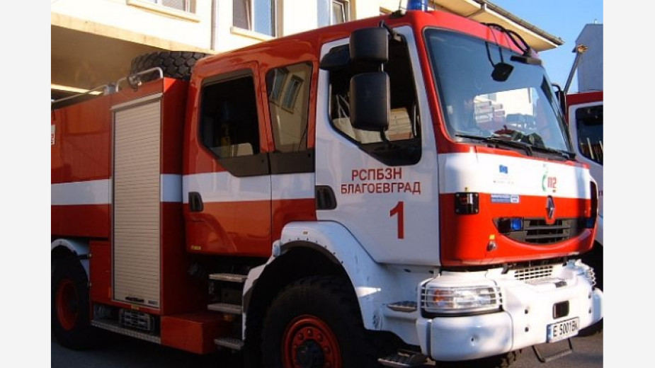 Тераса на къща горя в Сандански