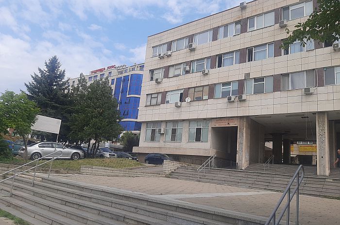 Акция на ГДБОП в Благоевградската поликлиника!