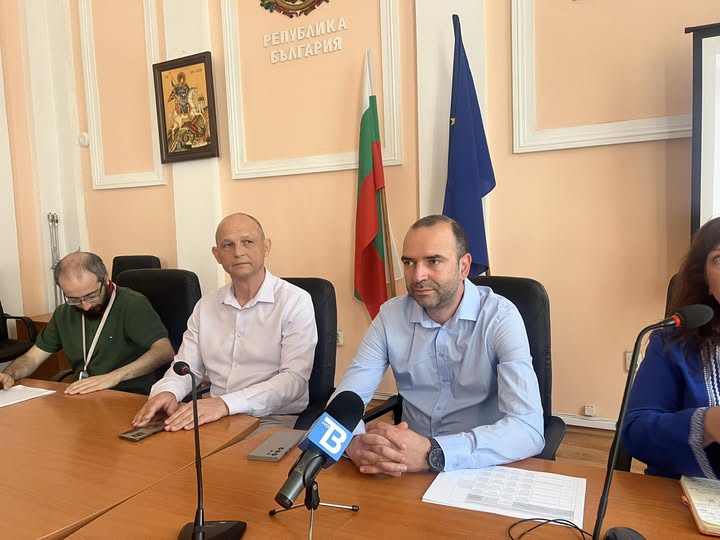 23 многофамилни жилищни сгради за над 25 млн. лв. ще се санират в град Кюстендил 23 многофамилни жилищни сгради за над 25 млн. лв. ще се санират в град Кюстендил