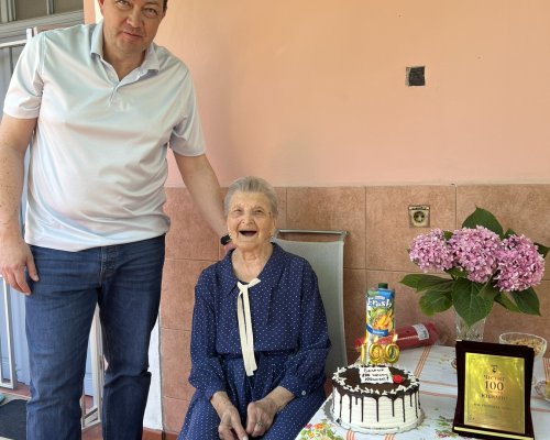 Век живот, доброта и достойнство: Баба Яна Гюрова от Петрич стана на 100 години