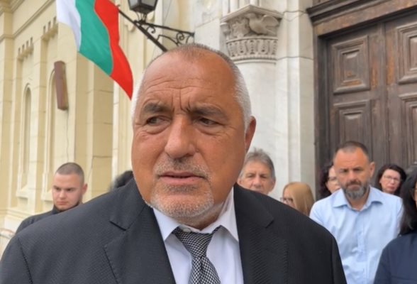 Бойко Борисов: Бих участвал в преговори за обща кандидатура за президент с ПП-ДБ Бойко Борисов: Бих участвал в преговори за обща кандидатура за президент с ПП-ДБ