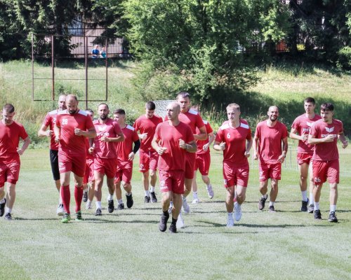 Футболният отбор на Банско зпочна лятната си подготовка