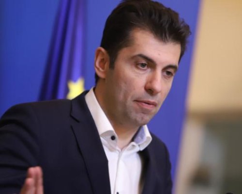 КОРУПЦИОННИЯТ СКАНДАЛ: Пороят от оставкии в ПП не секва!