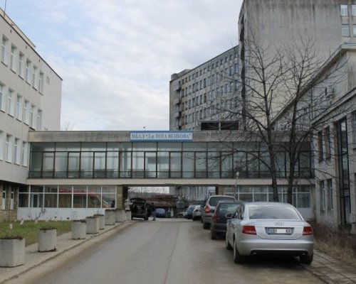 Родителите му ли го пребиха? 14-годишен шампион по вдигане на тежести е в болница със счупено ребро