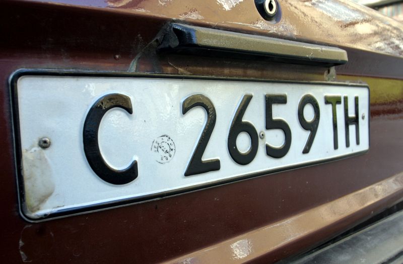 Спипаха 25-годишен от санданско да кара автомобил с регистрационна табела с номер издадена за друго МПС