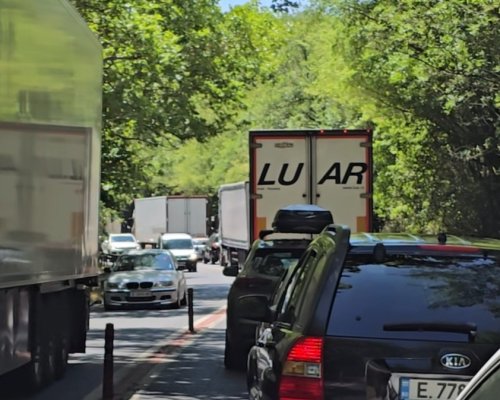 Над 35 хиляди автомобила са преминали Кресненското дефиле през изминалите почивни дни