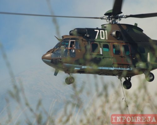 Два хеликоптера ще гасят пожара в Рила