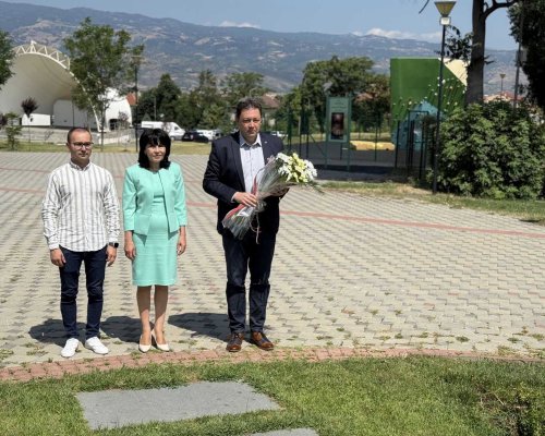 Поклон, Апостоле! Петрич сведе глава пред Васил Левски
