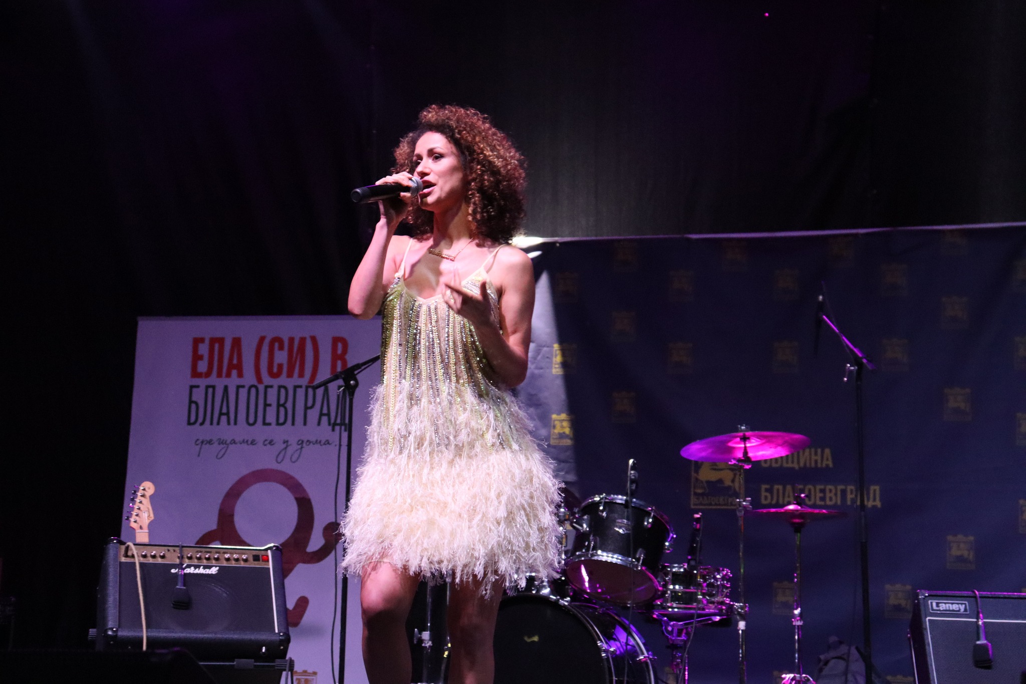 Cool Den, Valentina Vox и Ice G откриха втория летен музикален уикенд в Благоевград Cool Den, Valentina Vox и Ice G откриха втория летен музикален уикенд в Благоевград