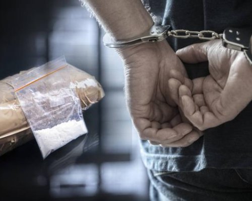 Полицията в Бобов дол задържа надрусан шофьор, в жилището му открили над 30 гр. амфетамин
