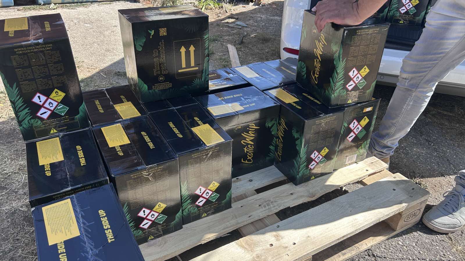 ГДБОП щурмува къща в  благоевгрдското село Падеш след сигнал за голяма поръчка на райска газ